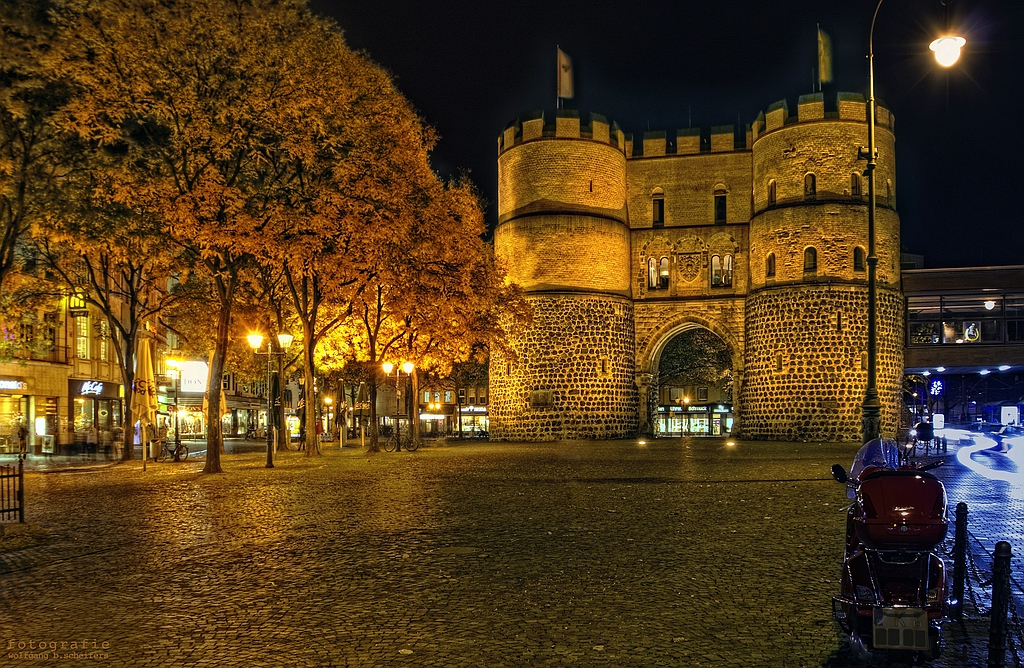 Köln / Rudolfplatz / Hahnentor