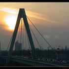 Köln Severinbrücke im Morgengrauen