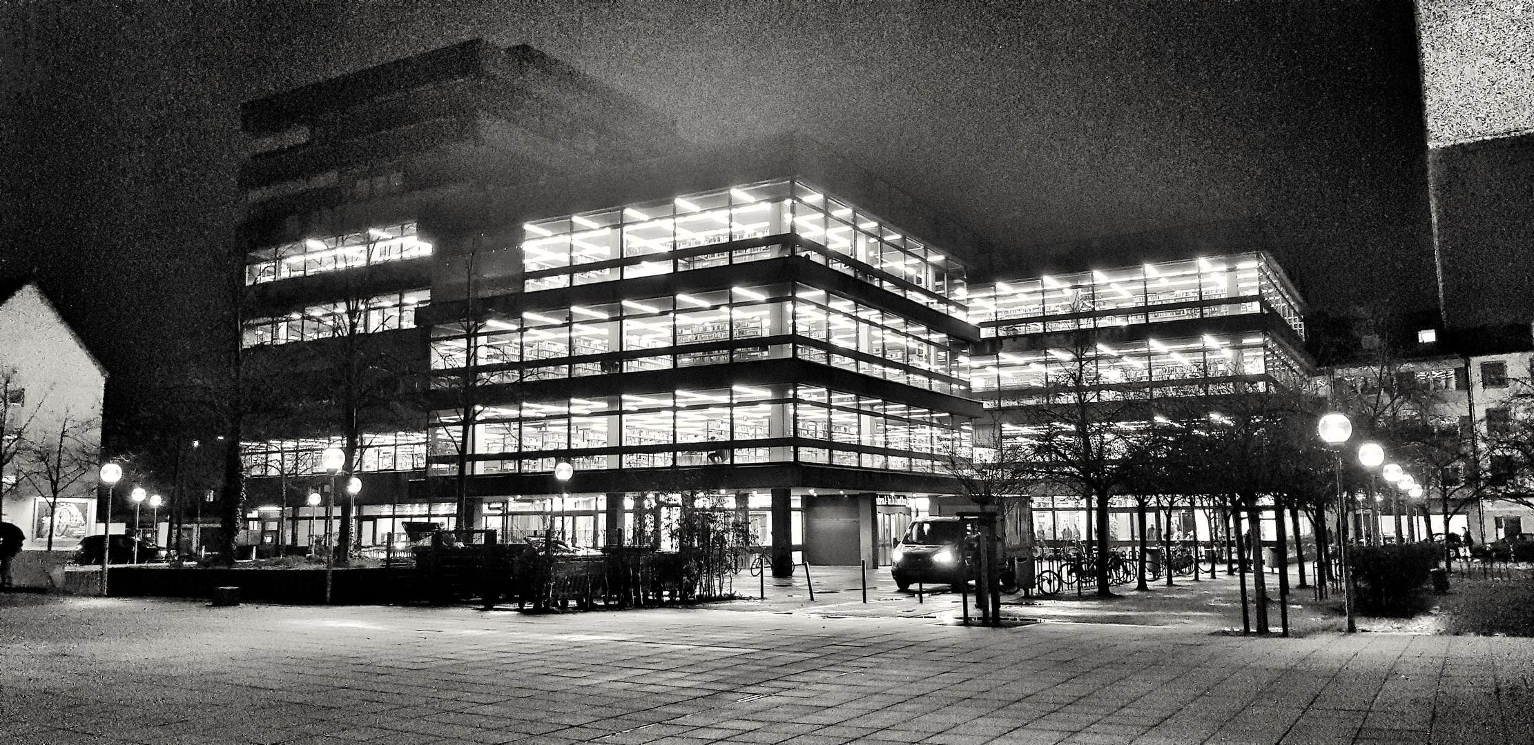 Köln, Stadtbibliothek am Neumarkt