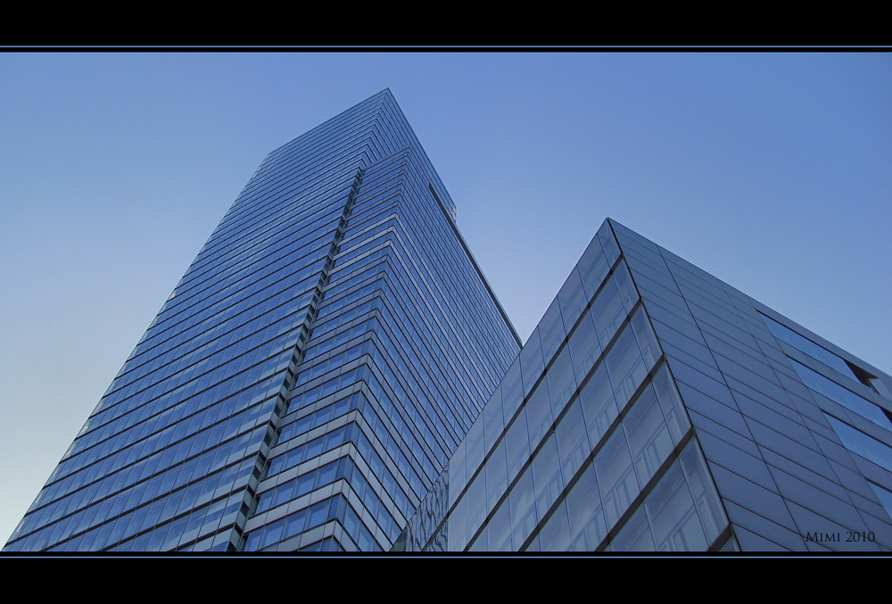 Köln-Turm im Mediapark