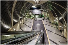 Köln - U-Bahn am Heumarkt - Blick nach unten -