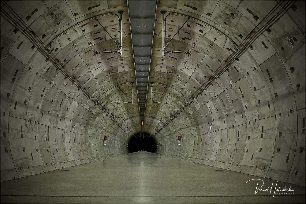 Köln .... U-bahn im Veedel