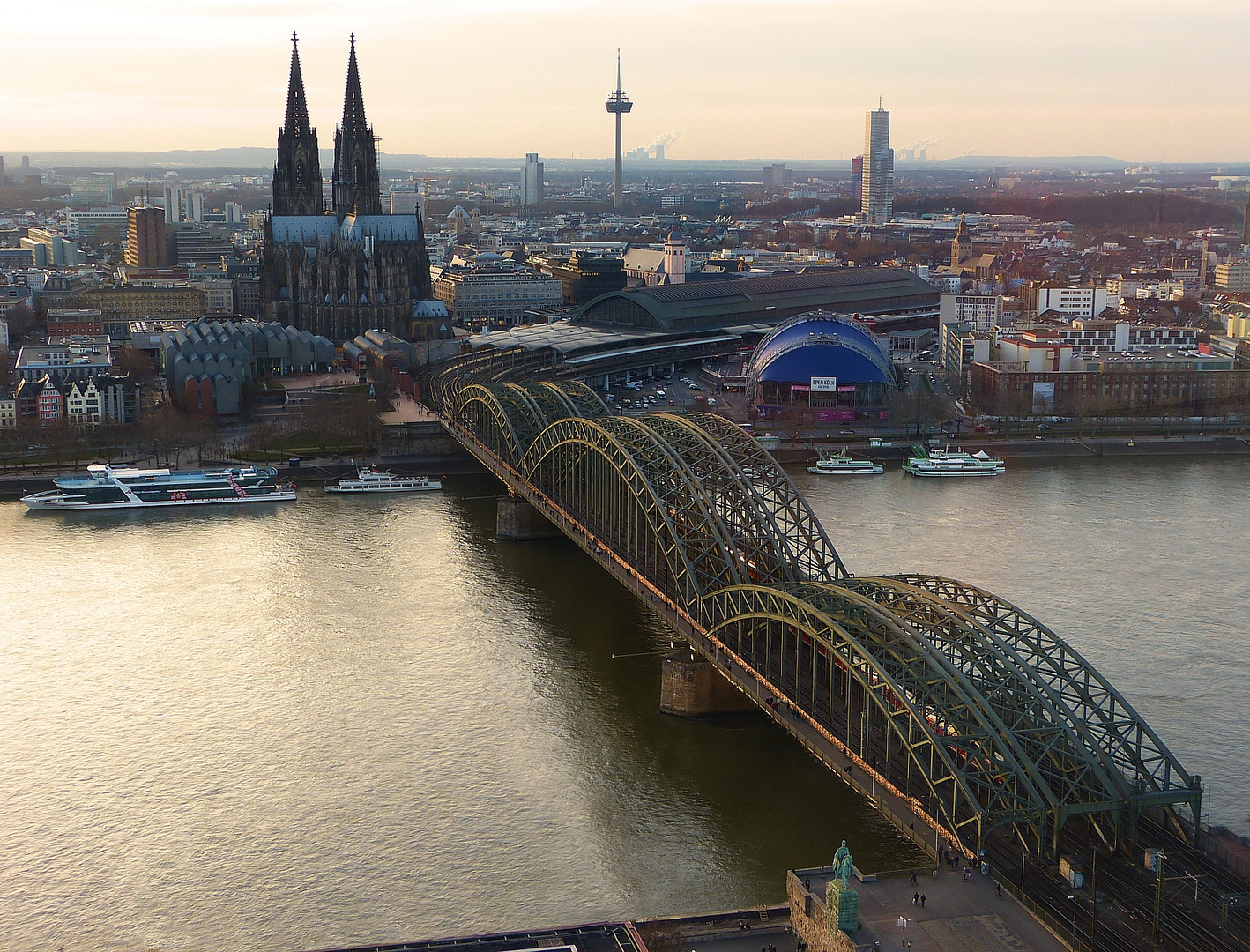 Köln und die Vogelperspektive