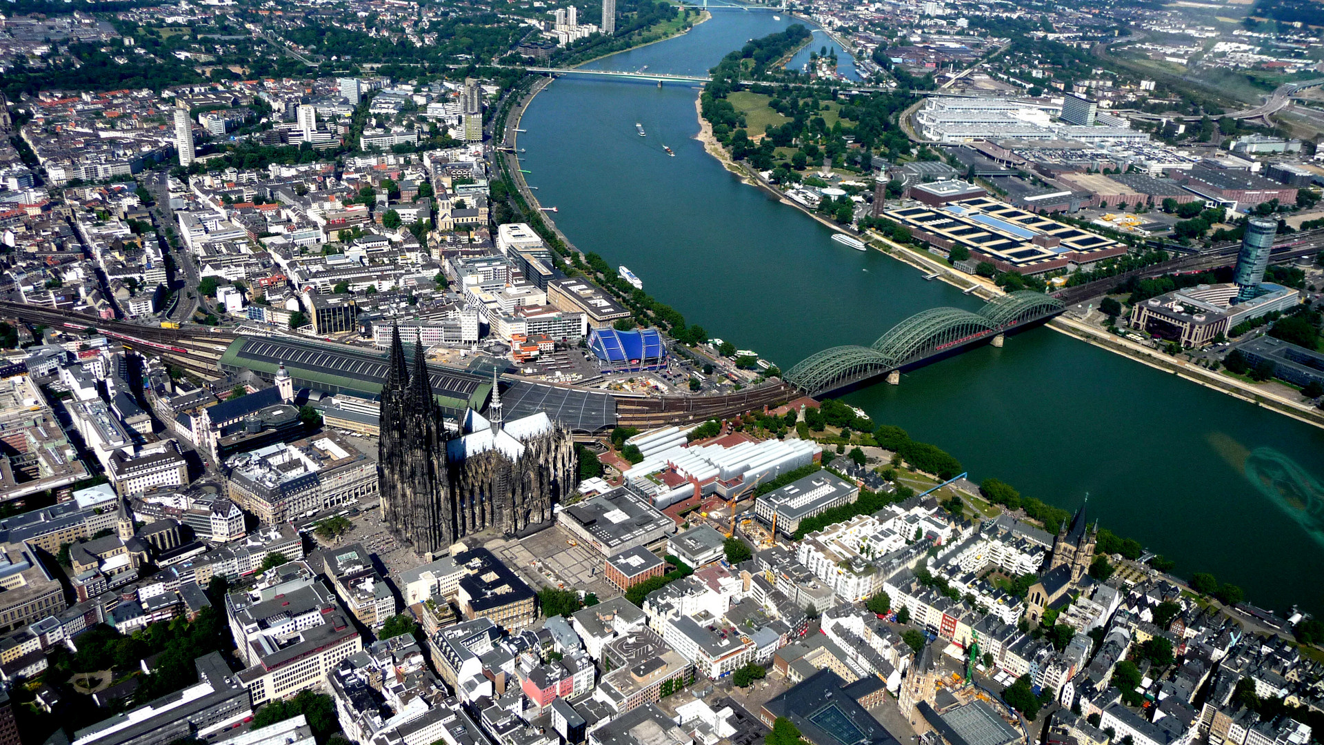 Koln Von Oben Foto Bild Deutschland Motive Bilder Auf Fotocommunity