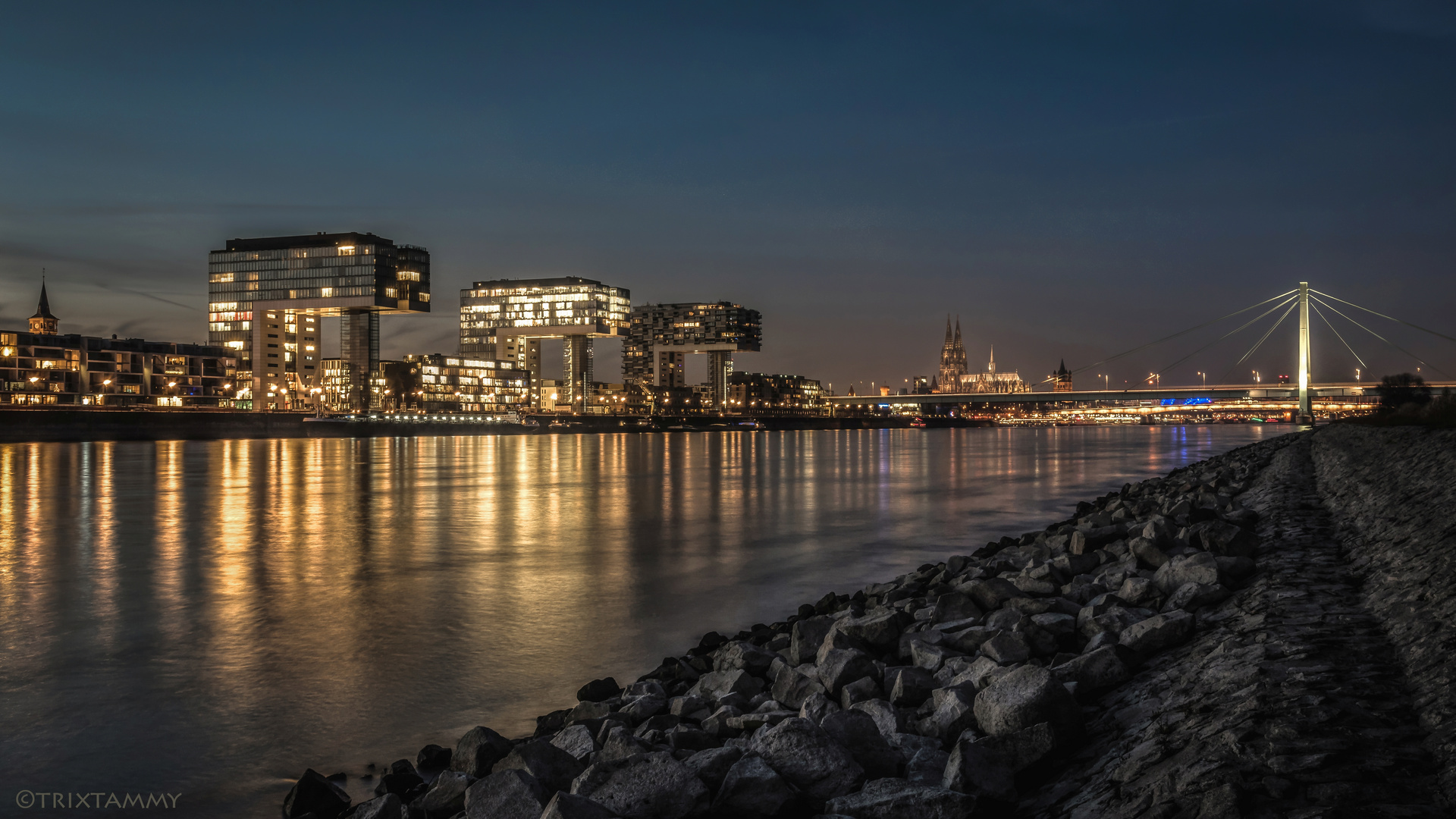 Köln zur Blauen Stunde...