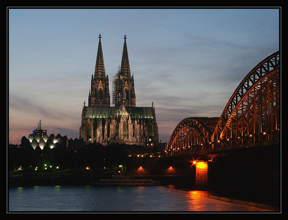 Köln zur blauen Stunde