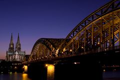 Köln zur blauen Stunde