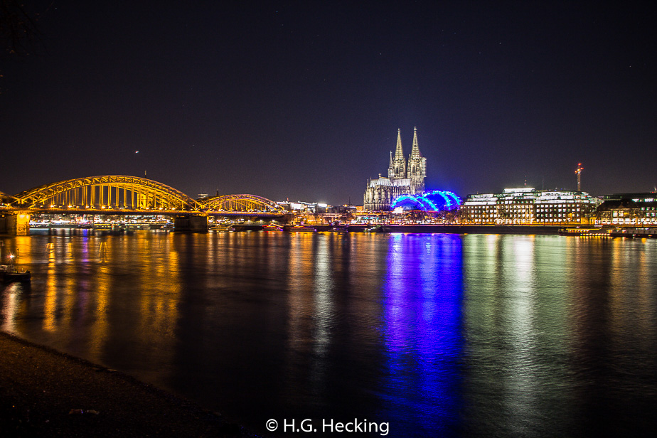 Kölnansicht bei Nacht