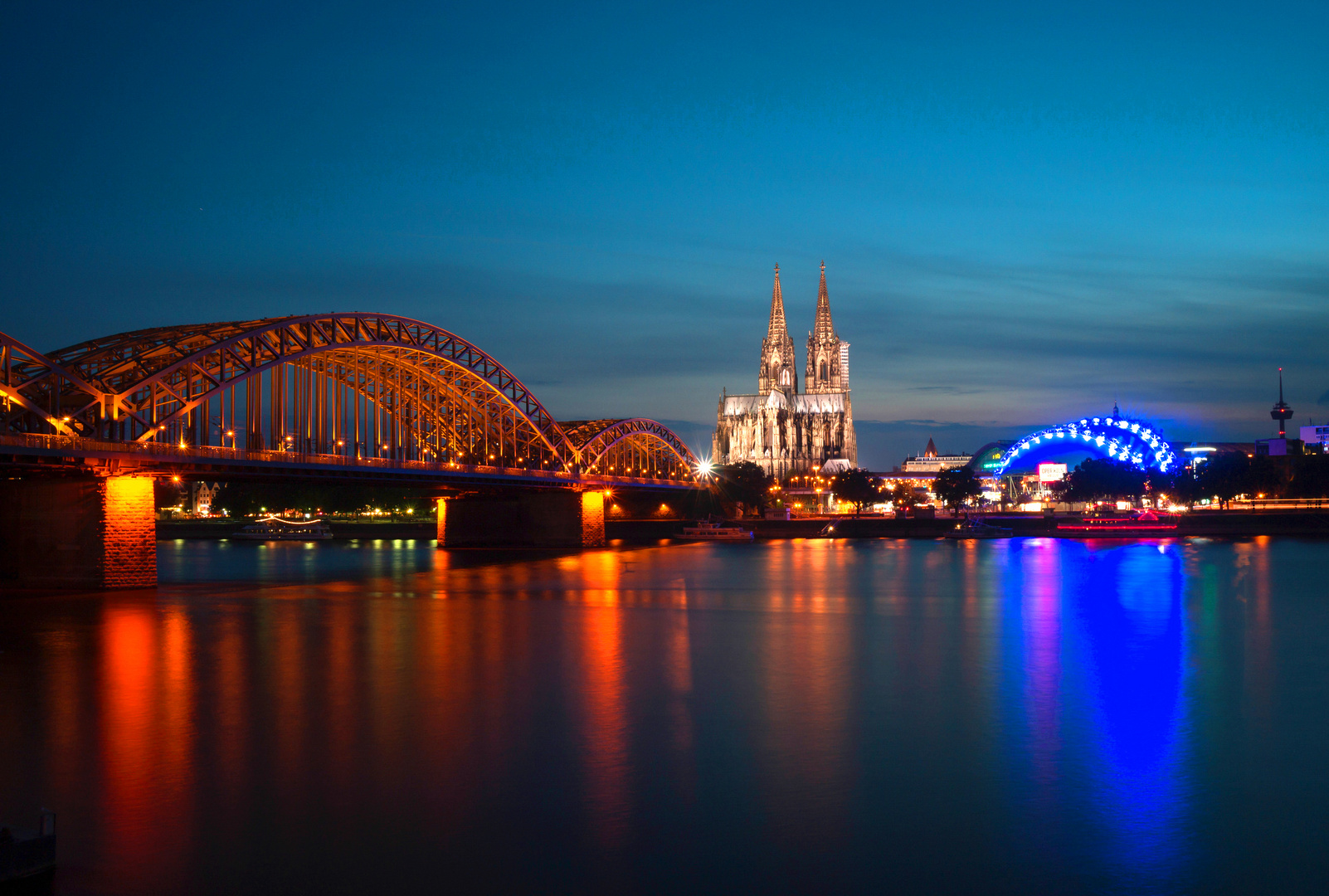 Köln...bei Nacht ...so schön!