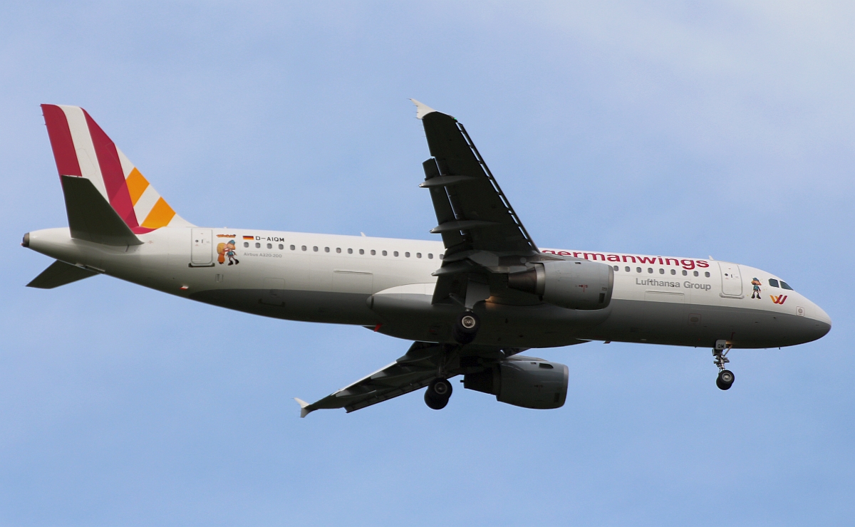 Köln/Bonn Airport (CGN) Airbus A320-200 Germanwings D-AIQM