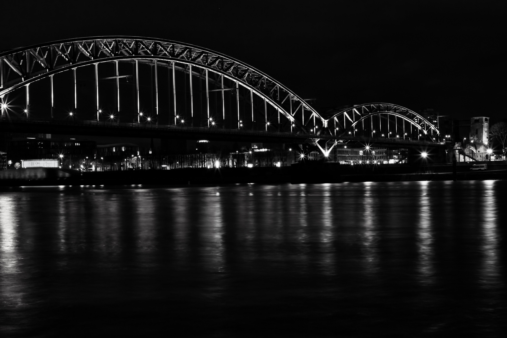 Köln_Deutzer_Brücke_Nacht