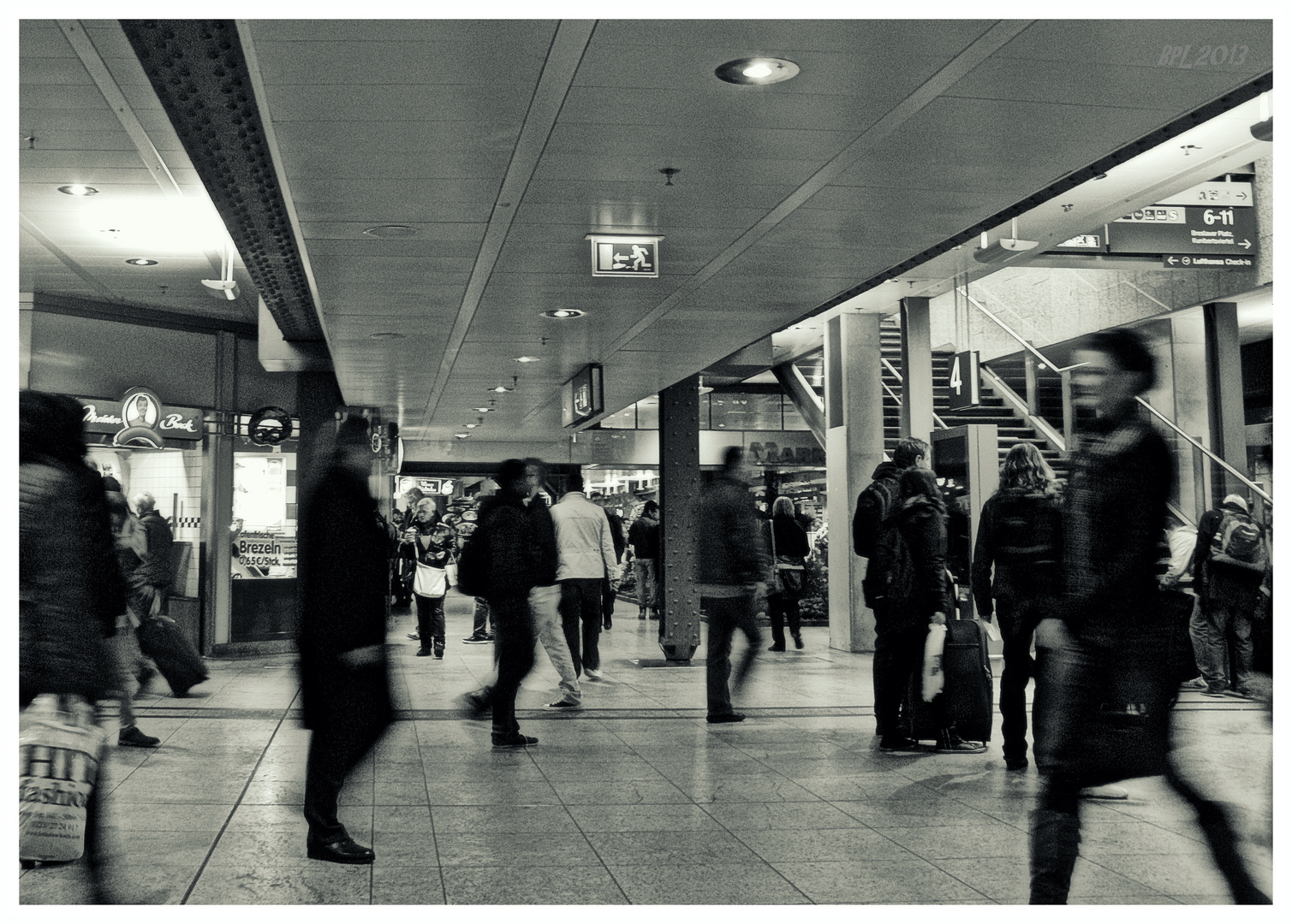 Kölner Bahnhofstreiben...