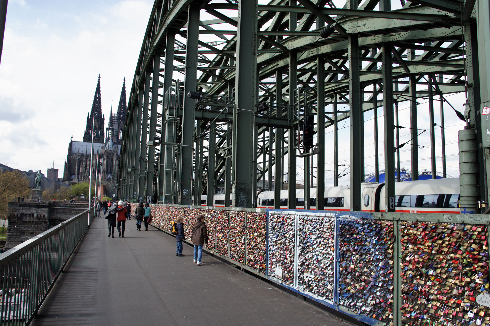 Kölner Brücke