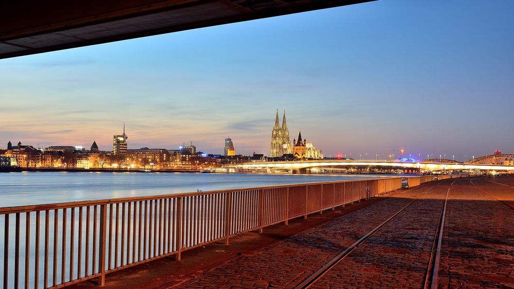 Kölner Brücken_die Skyline einmal aus einer anderen Perspektive