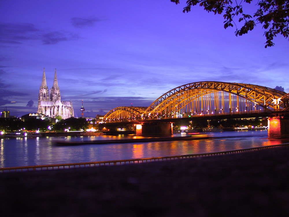 Kölner Dom 15.07.2001 22:45 Uhr