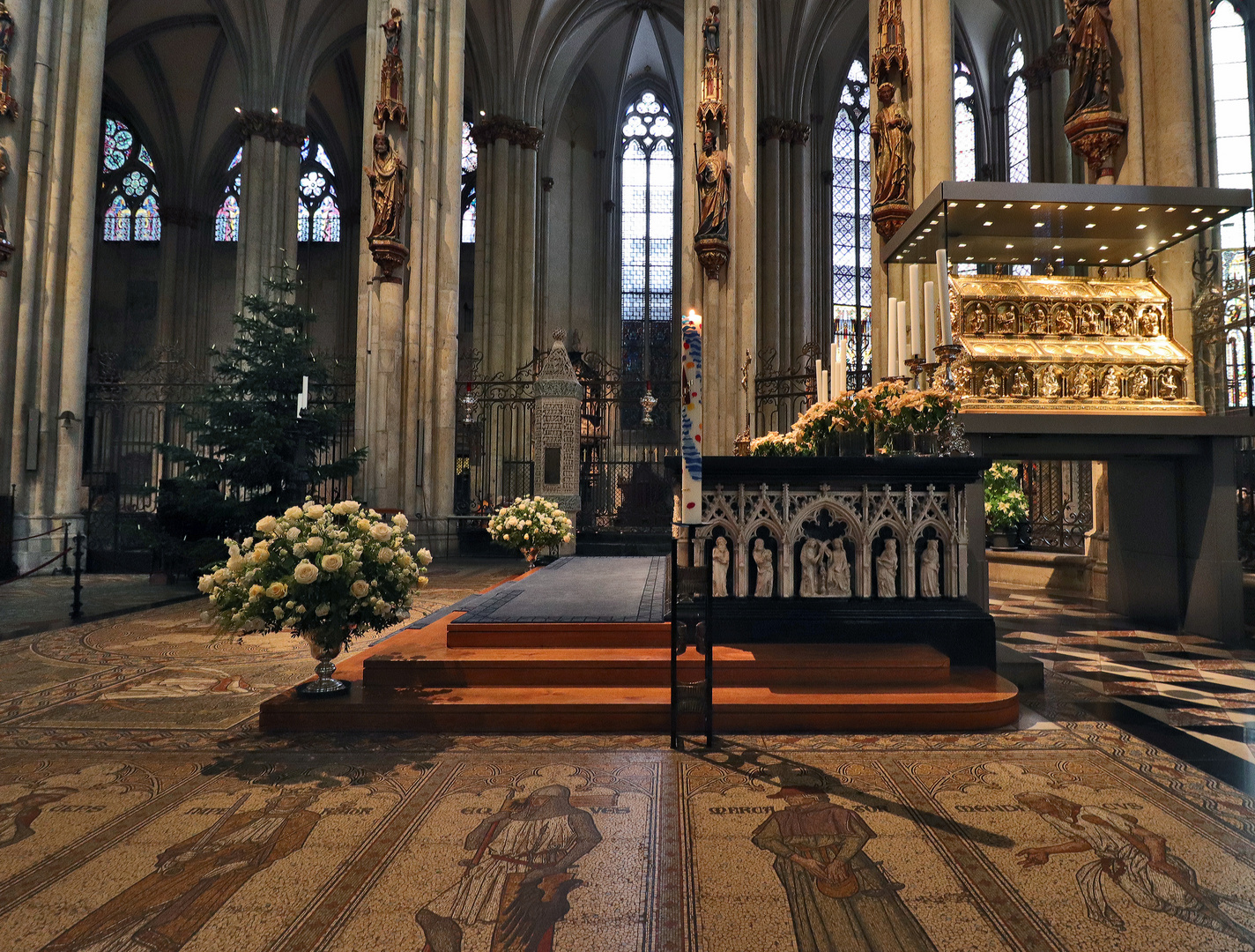 Kölner Dom- Altar.....