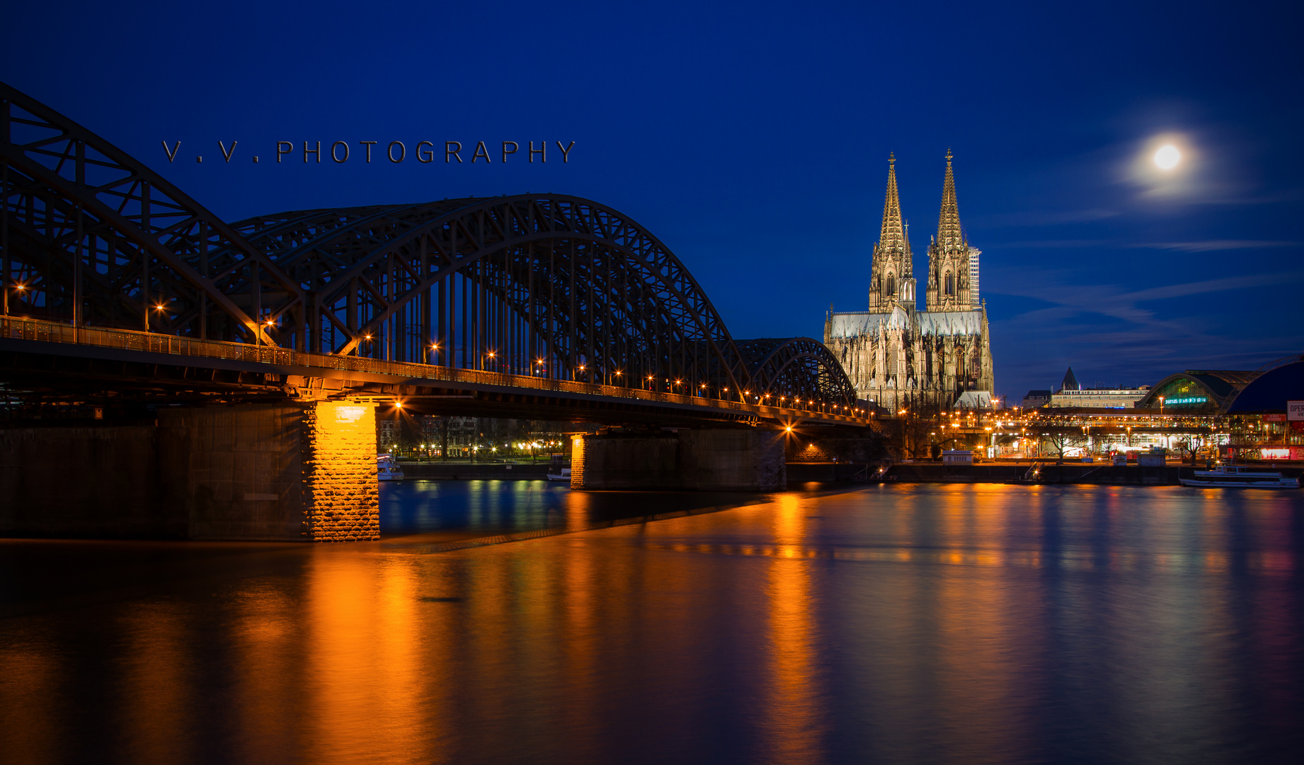 Kölner Dom am Morgen