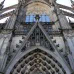 Kölner Dom am Rosenmontag 2011