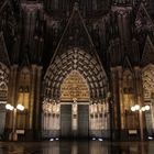 Kölner Dom bei Nacht ...