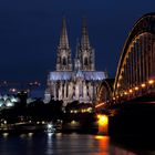 Kölner Dom bei Nacht 