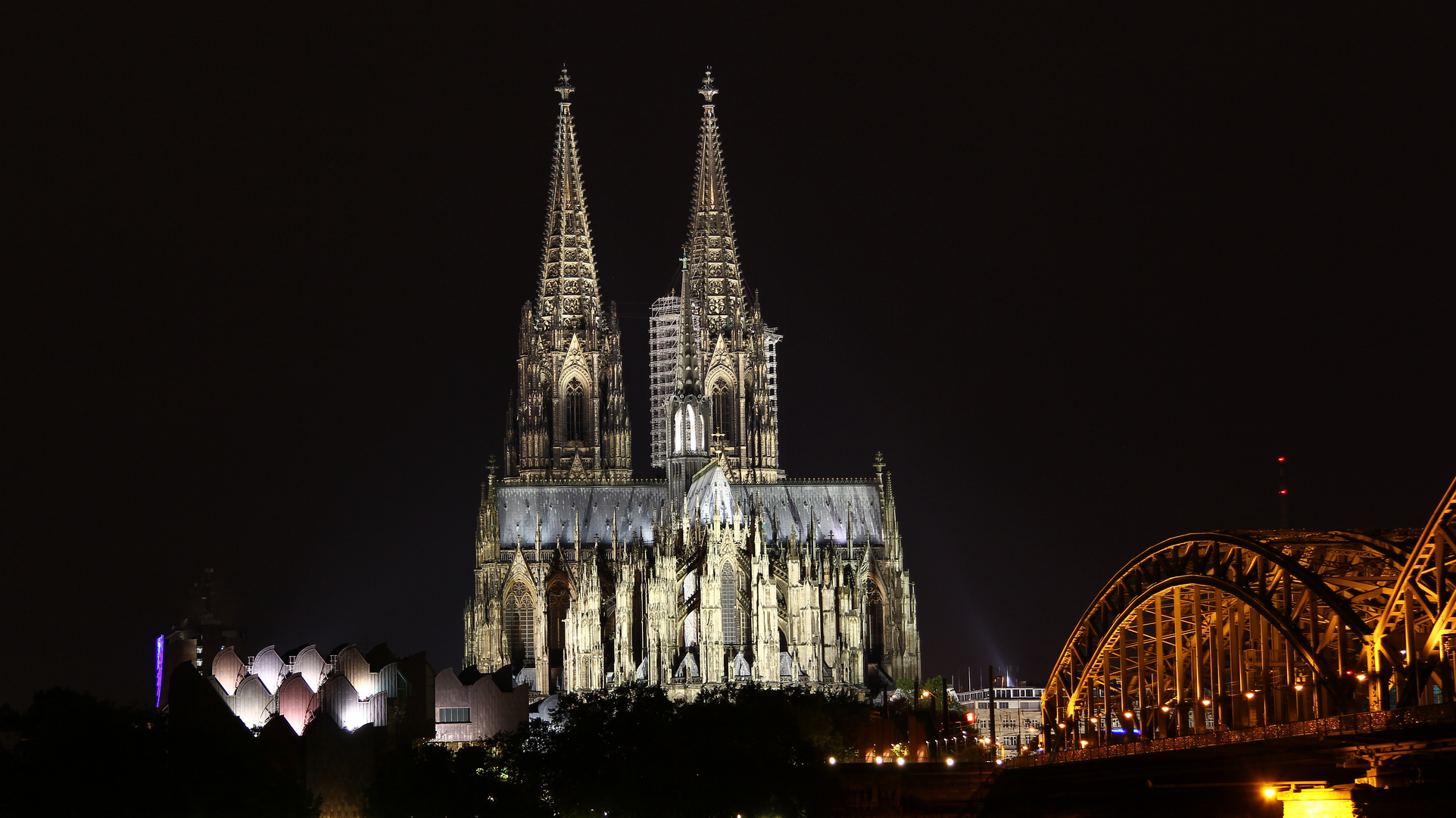 Kölner Dom bei Nacht