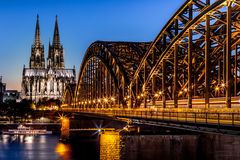 Kölner Dom bei Nacht