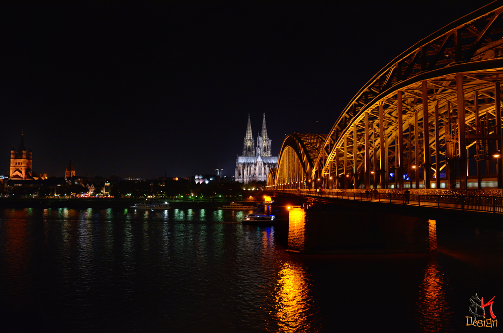 Kölner Dom bei Nacht