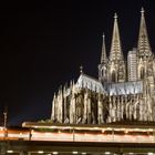 Kölner Dom bei Nacht