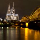 Kölner Dom bei Nacht