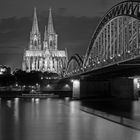 Kölner Dom bei Nacht