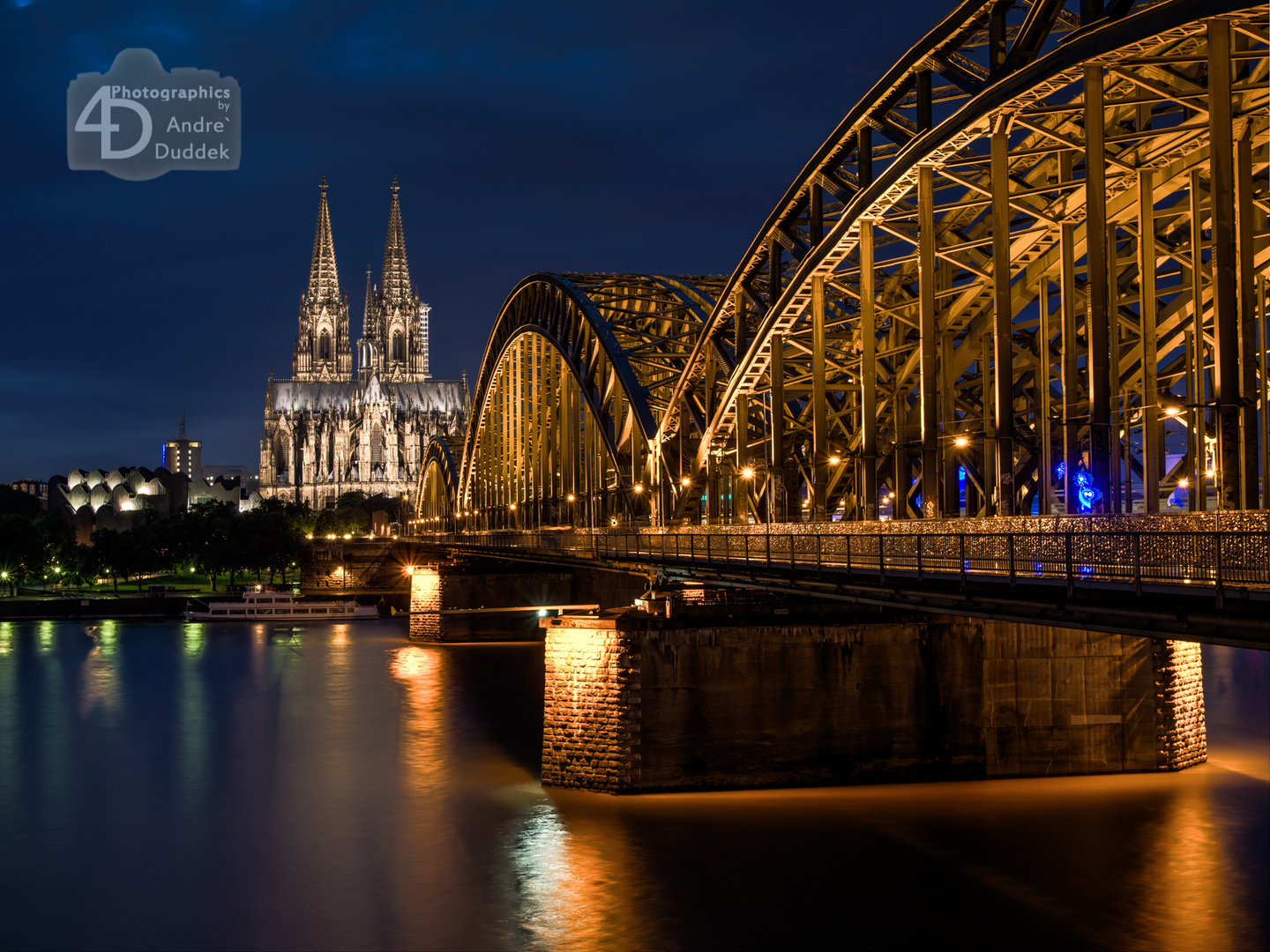 Kölner Dom bei Nacht