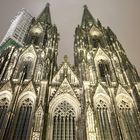 Kölner Dom bei Nacht