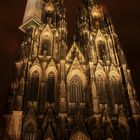 Kölner Dom bei Nacht