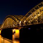 Kölner Dom bei Nacht