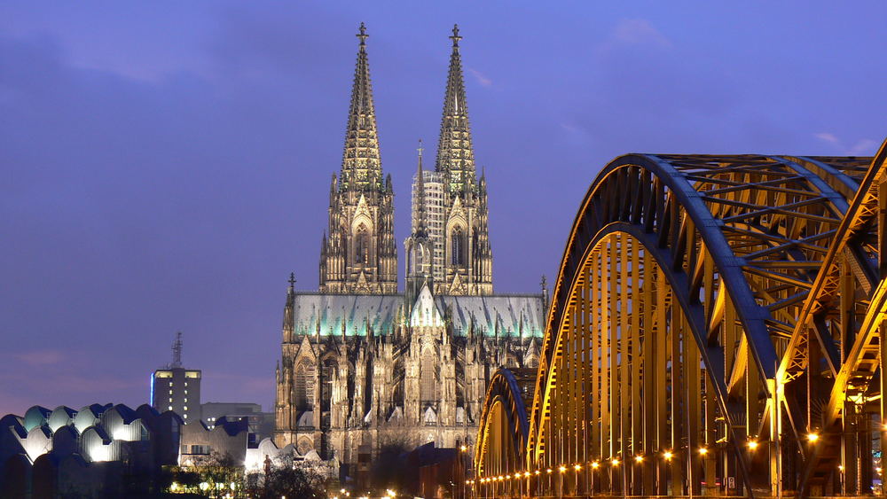 Kölner Dom bei Nacht (II)