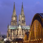 Kölner Dom bei Nacht (II)