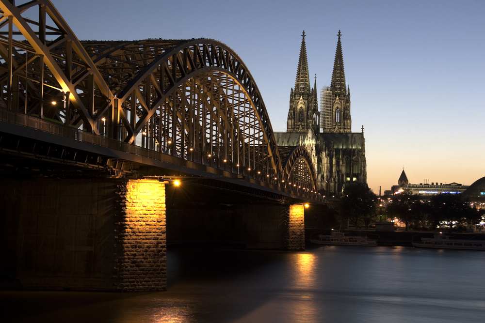 Kölner Dom bei Nacht - immer wieder schön