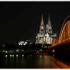 Kölner Dom bei Nacht (neue Version mit kürzer Belichtungzeit)