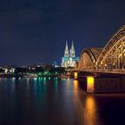 Kölner Dom bei night