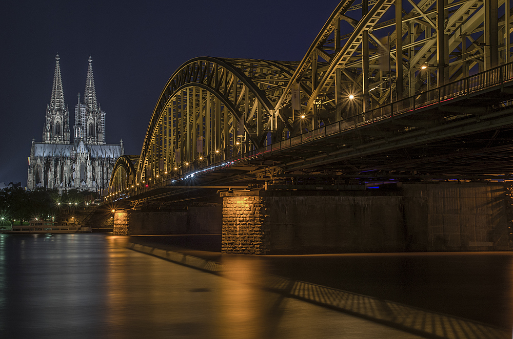 Kölner Dom Hohenzollernbrücke