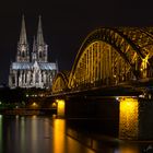 Kölner Dom im Nachtlicht