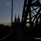 Kölner Dom im Sonnenuntergang