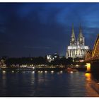 Kölner Dom im spät Sommer Abend