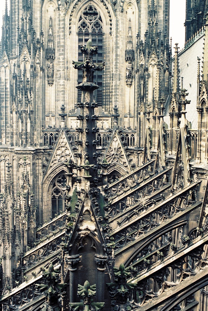 Kölner Dom in 45 m Höhe außen Südseite