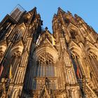 Kölner Dom in der Abenddämmerung