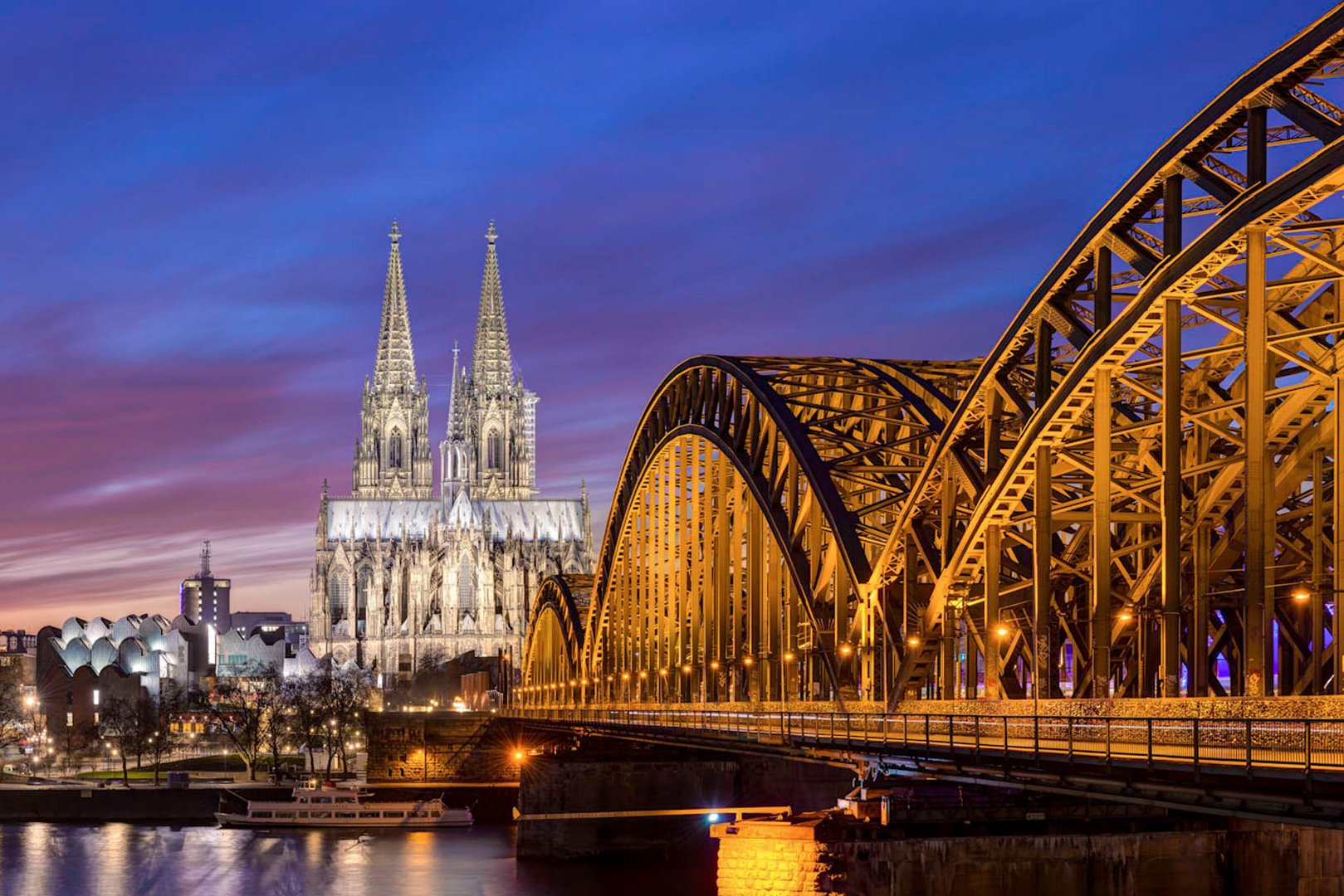 Kölner Dom in der blauen Stunde 2016