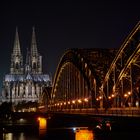 Kölner Dom in der üblichen Aufnahme