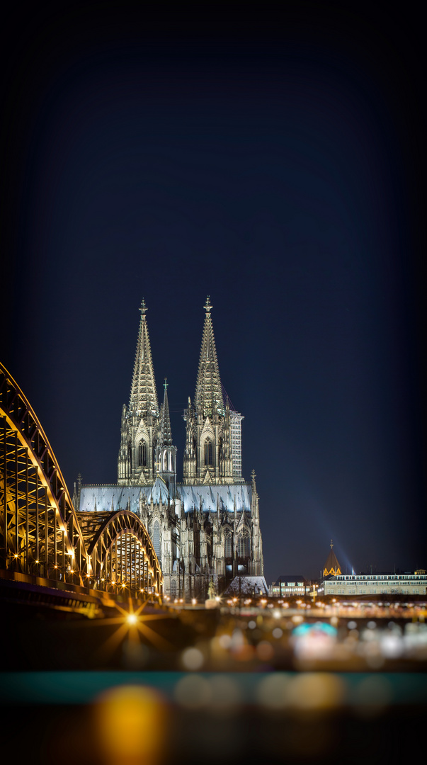 KÖLNER DOM mit fotoART Effekt . . .