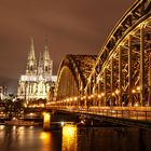 **KÖLNER DOM MIT HOHENZOLLERNBRÜCKE**