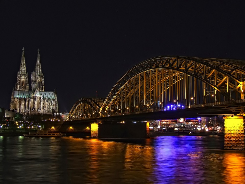 Kölner Dom mit Hohenzollernbrücke 2